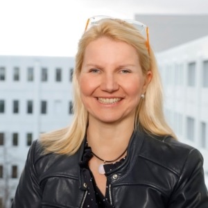 Hanna Hennig, Siemens AG
