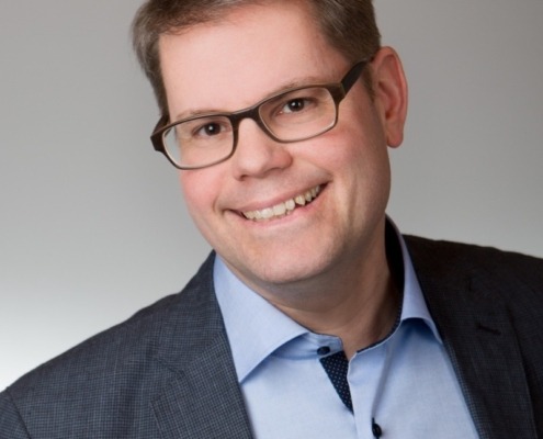 Alexander Schell, Johnson Controls