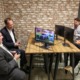 Steffi Waschk (r.) und Arne Gels (2.v.r.) mit Mitspielern bei "Rocket League"