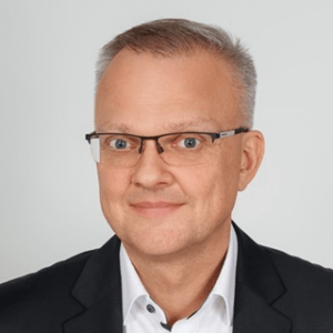 Robert Futera, Körber