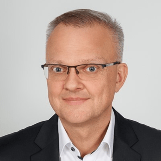 Robert Futera, Körber